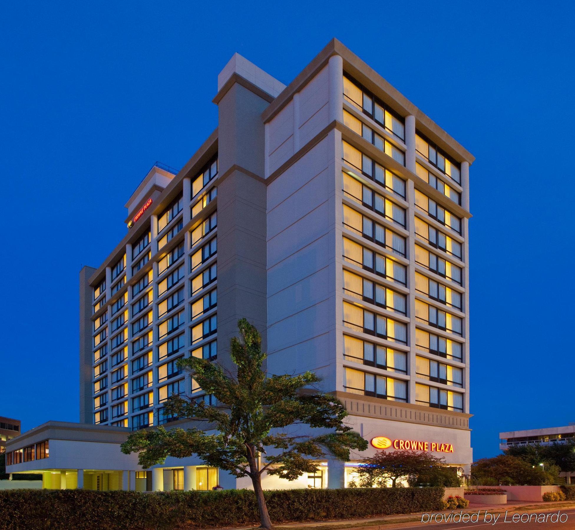 Crowne Plaza Hotel Old Town Александрия Экстерьер фото