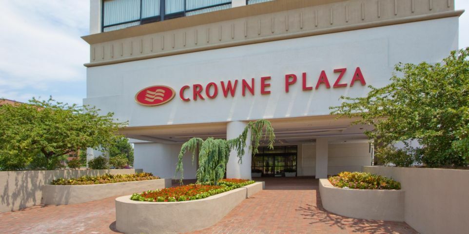 Crowne Plaza Hotel Old Town Александрия Экстерьер фото